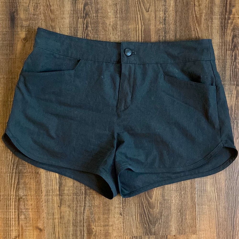 Women’s Magellan Angler Shorts Black size Medium